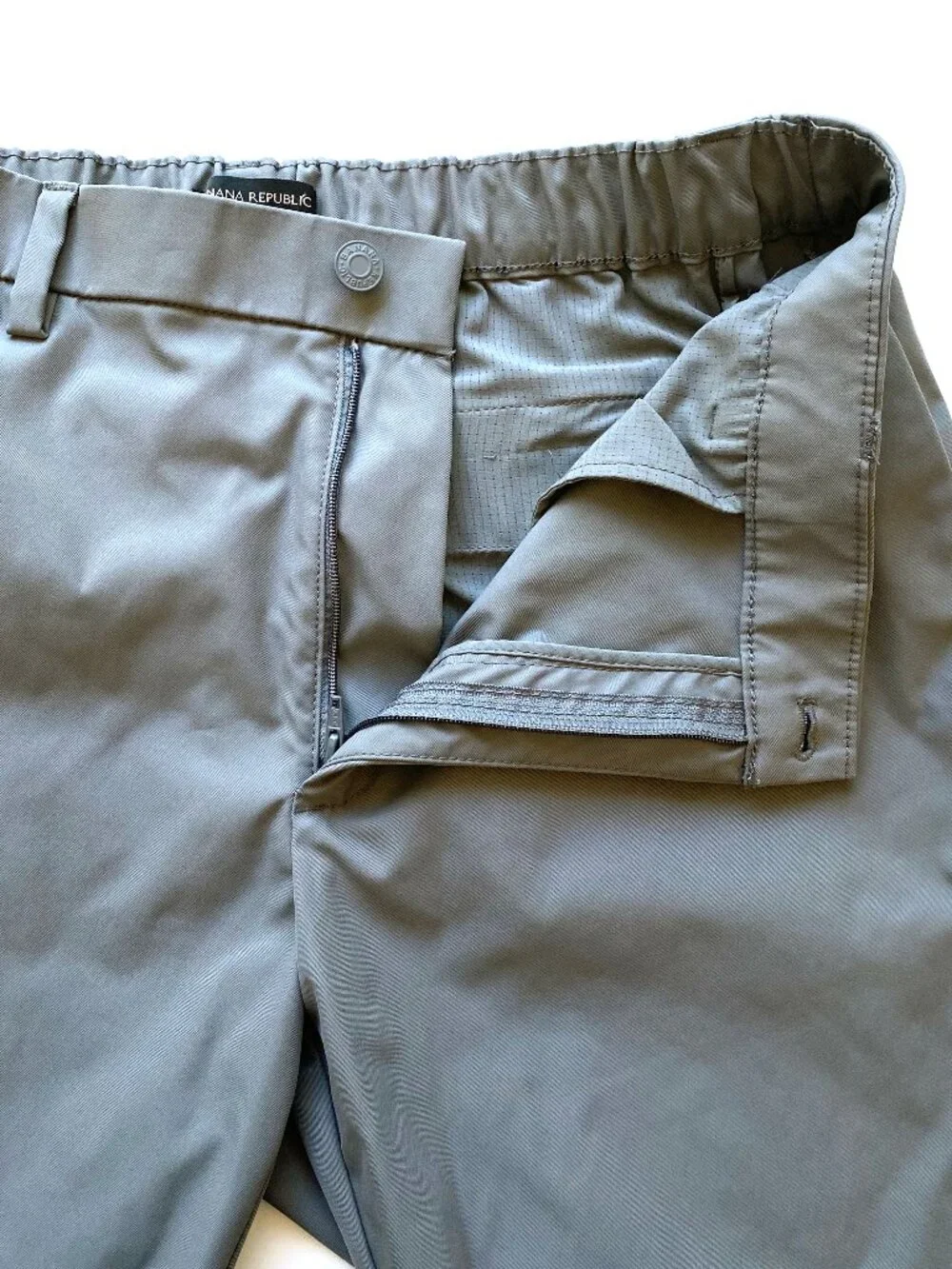 Banana Republic 36x29 Commuter Flex Pants Gray Travel Stretch Water Repellent